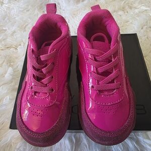 Reebok Pink Sneakers with Synthetic Shine and Comfort